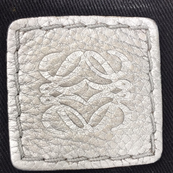 LOEWE Anagram Jacard Shoulderbag - Picture 13 of 16